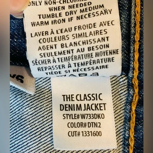 Hudson Jeans The Classic Rose Embroidered Denim Jacket Size XS! - Picture 8 of 12